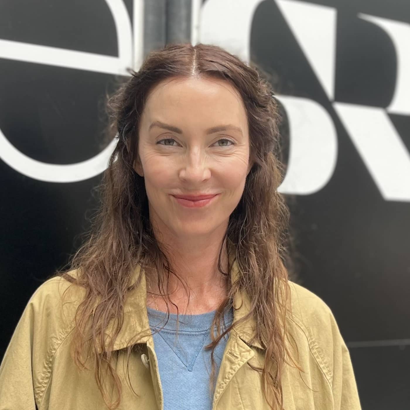 Marie Olsson Nylander: Döden sitter alltid på min axel artwork