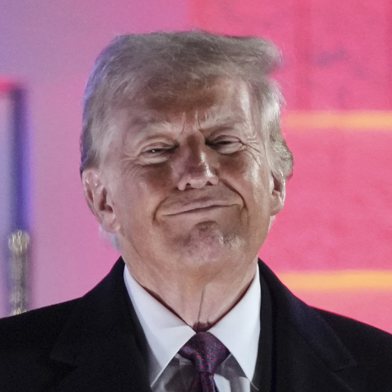 Der er også en normal Trump artwork