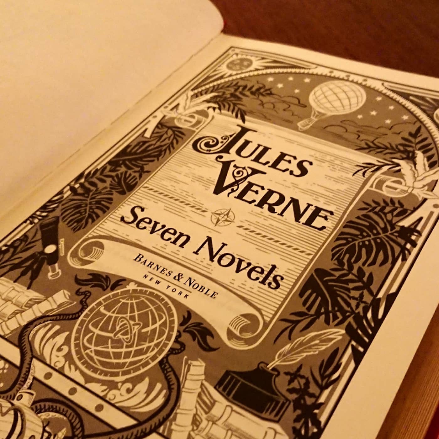 Om Jules Verne artwork
