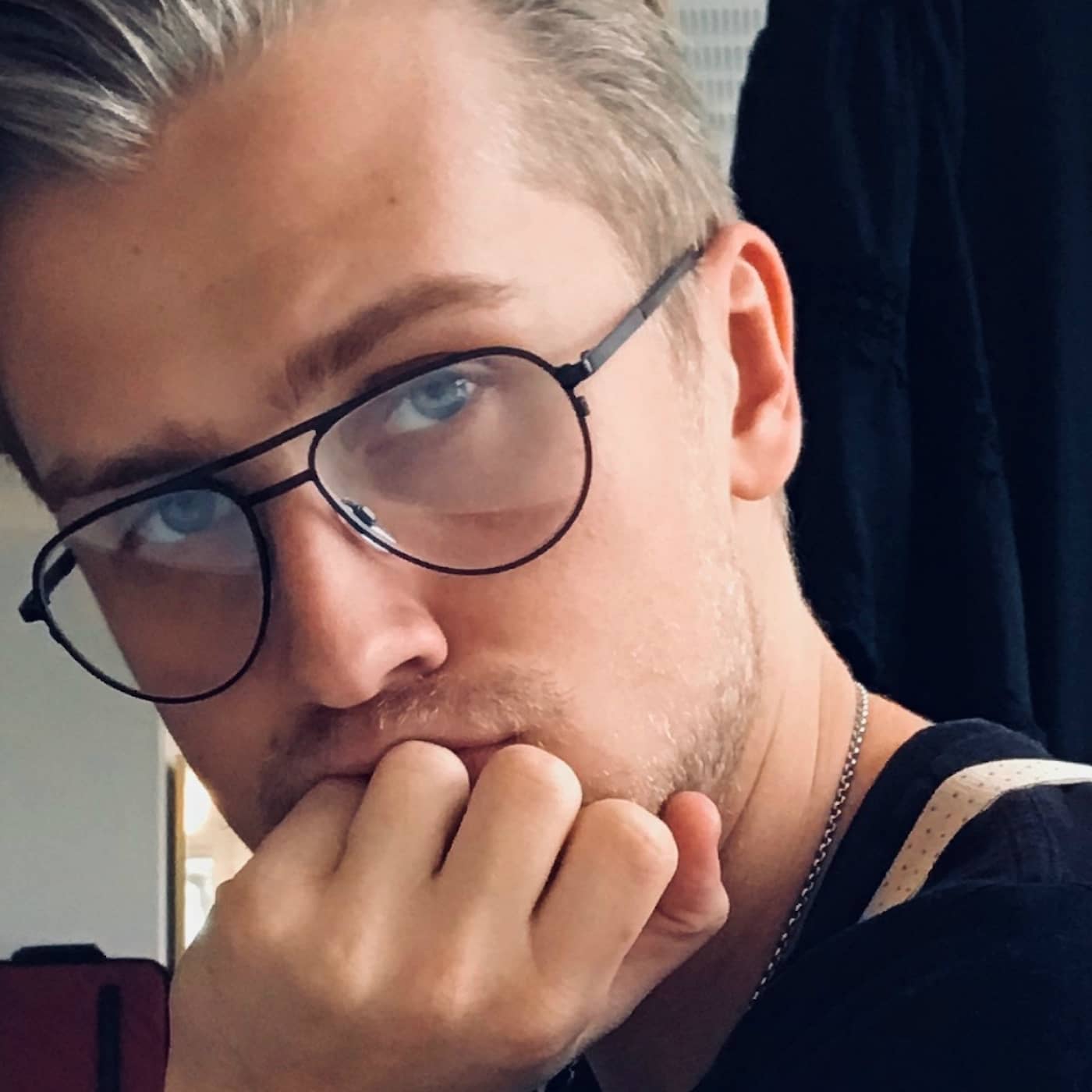 Johans magiska tankar: "Någon kan dö" artwork
