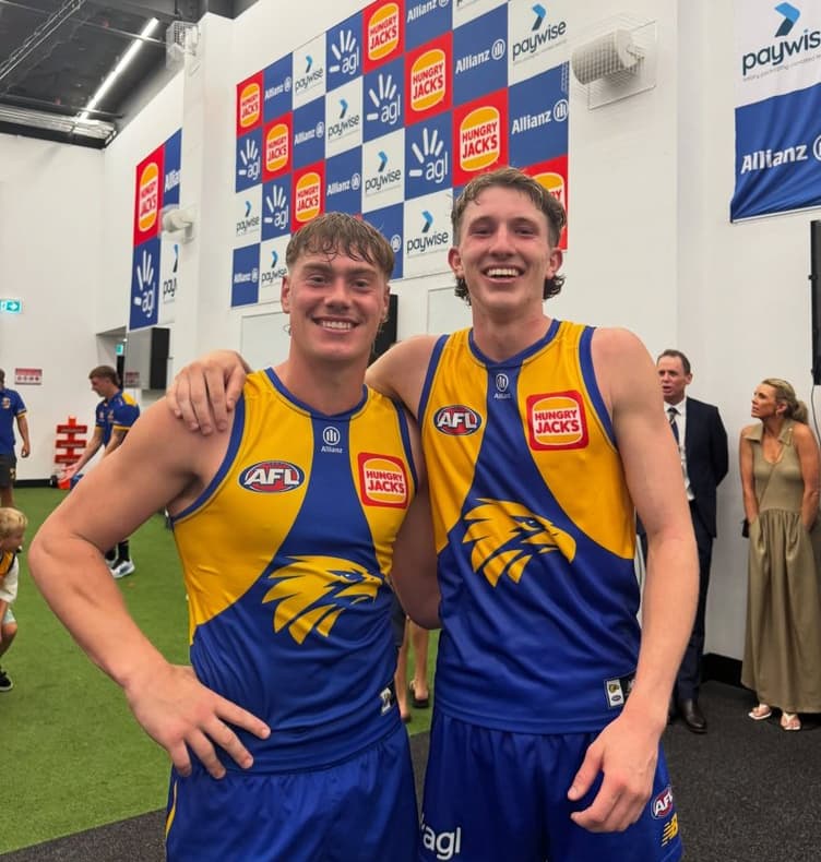 Duursma's rising star form and why Essendon's assistance request has merit artwork