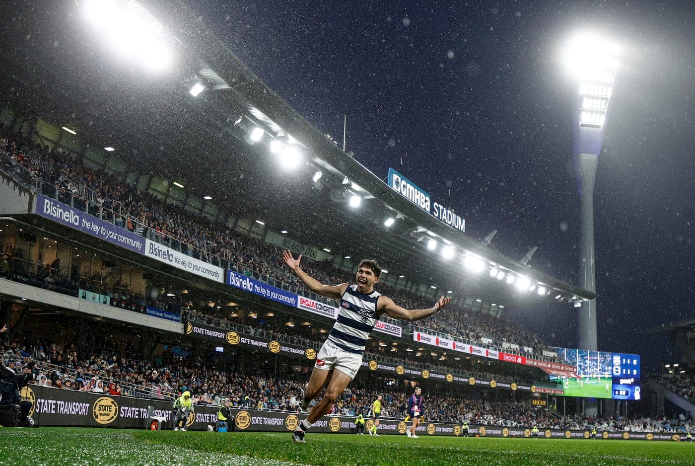 AFL Sunday - Geelong's workmanlike performance and Hinkley continues to fight artwork