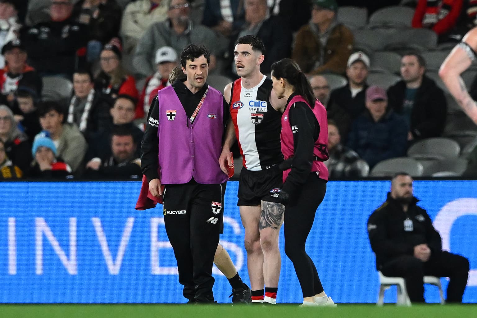 Hawks shut out Saints and Dons fans have Hird it all before artwork