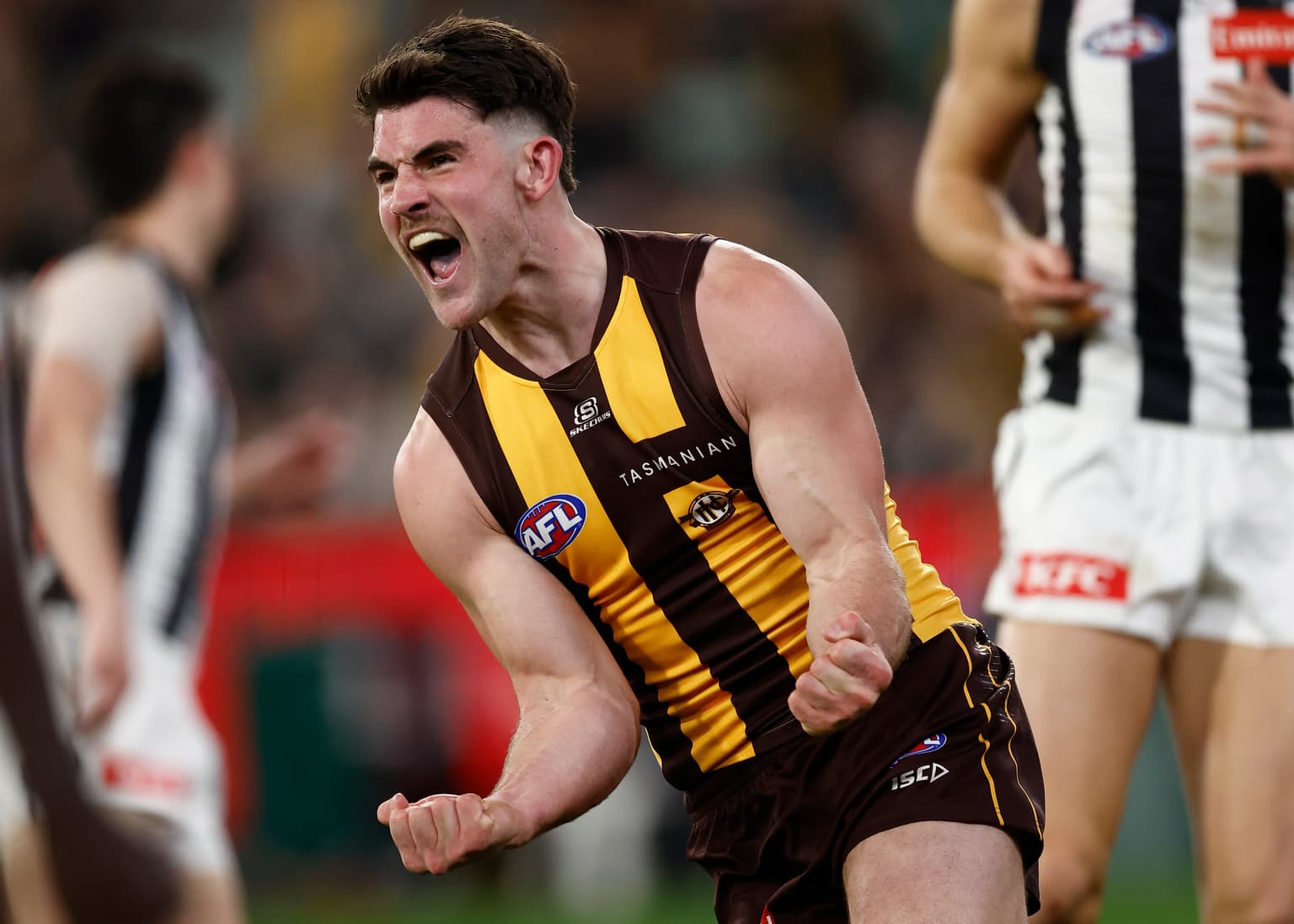 Humming team at Hawthorn, Pies' concern-meter artwork